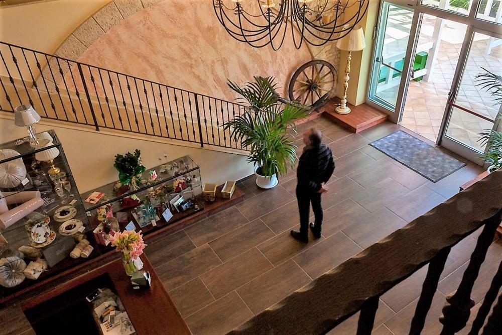 Hotel Zabbara Licata Bagian luar foto