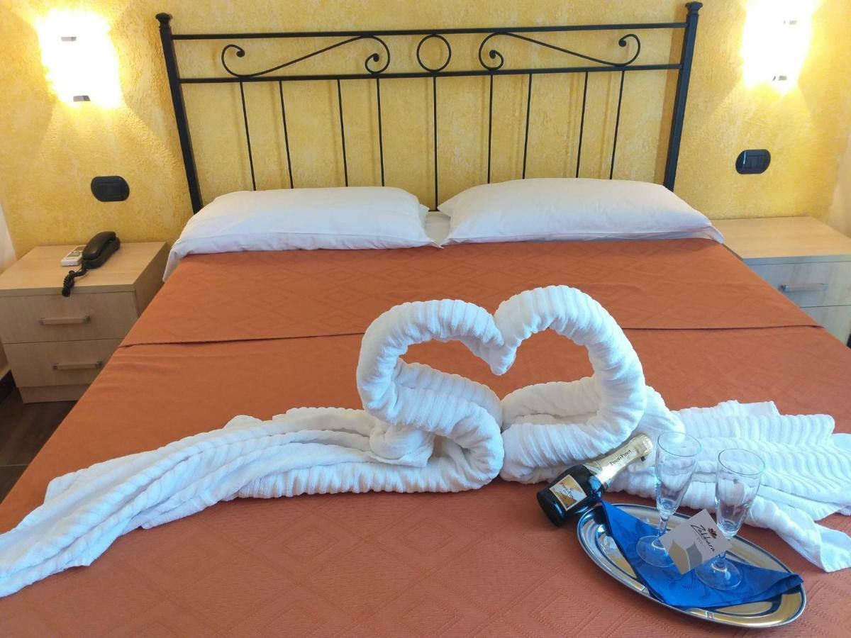 Hotel Zabbara Licata Bagian luar foto